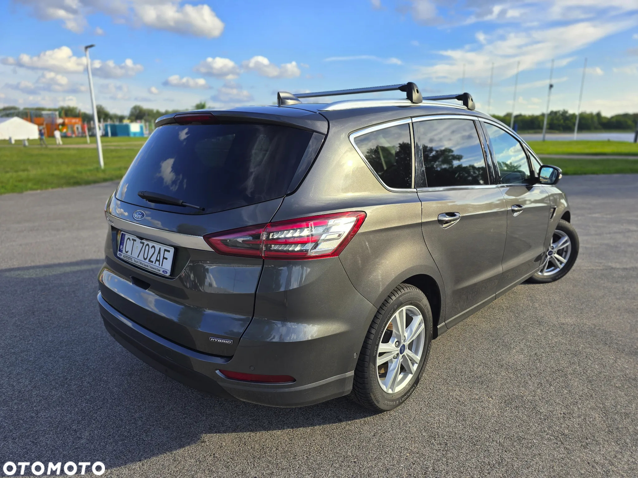Ford S-Max - 8