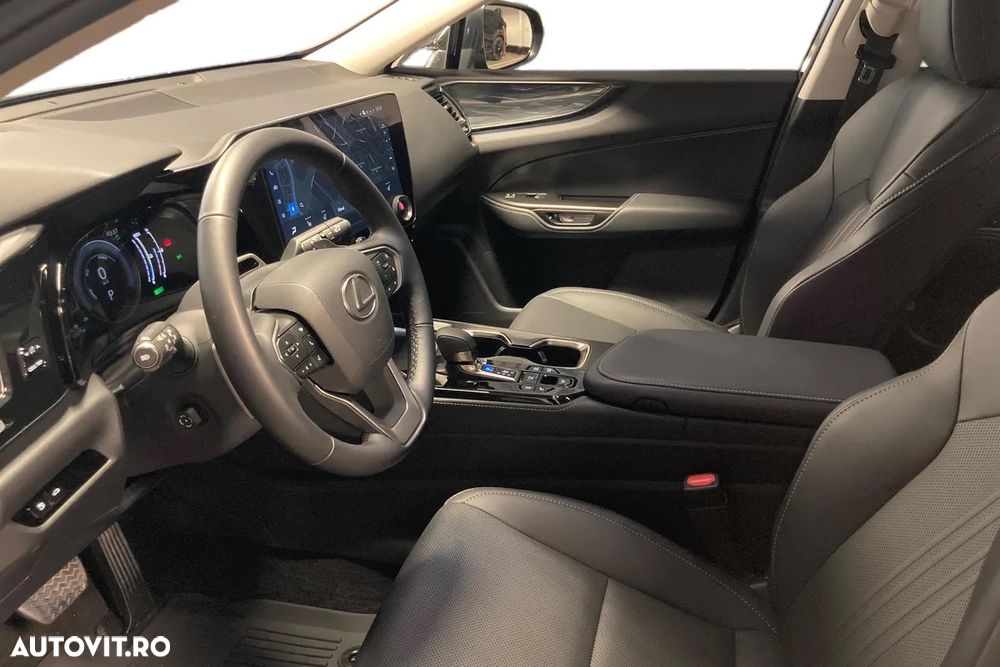 Lexus Seria NX 450h+ E-FOUR Business - 11
