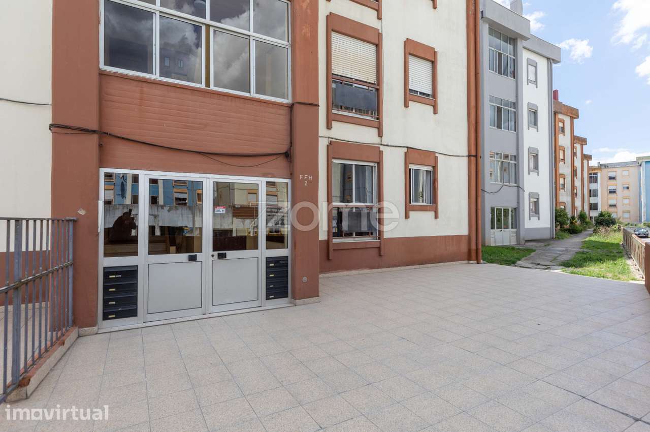 Apartamento T3 com parqueamento privativo | Bairro do Ingote | Coimbra - Grande imagem: 2/33