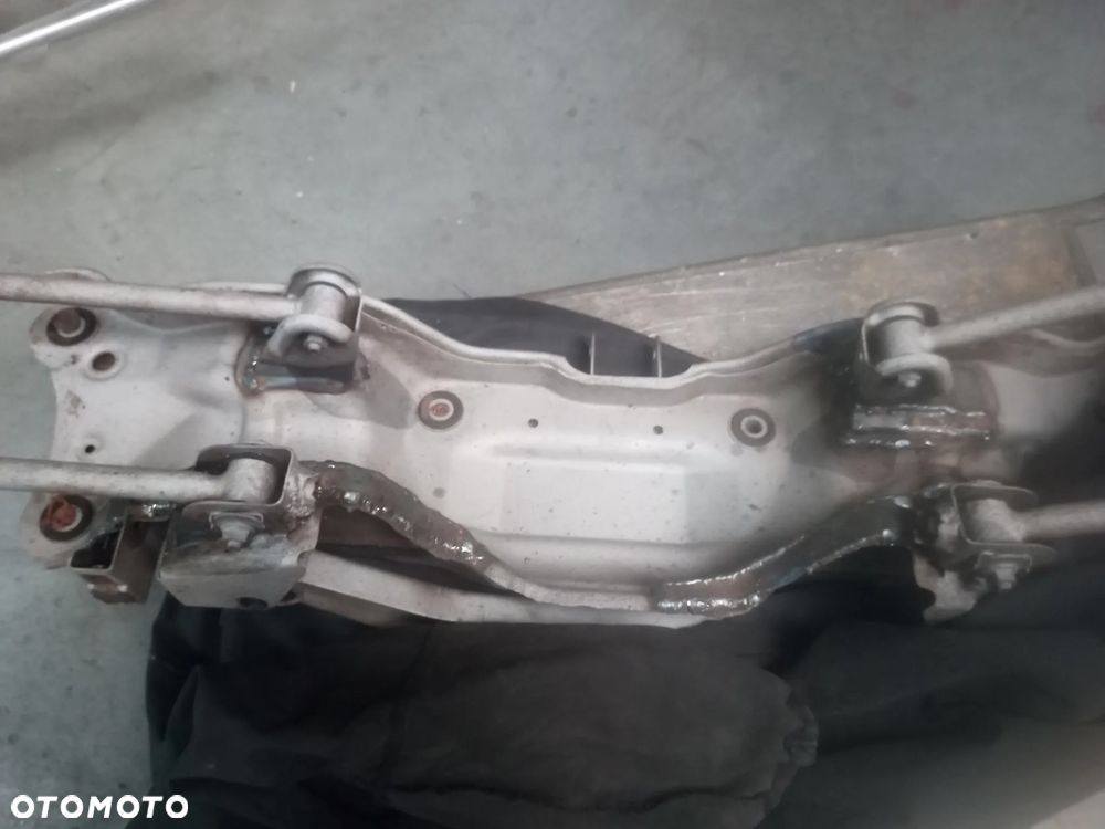 Suzuki Liana 1.6 - 20