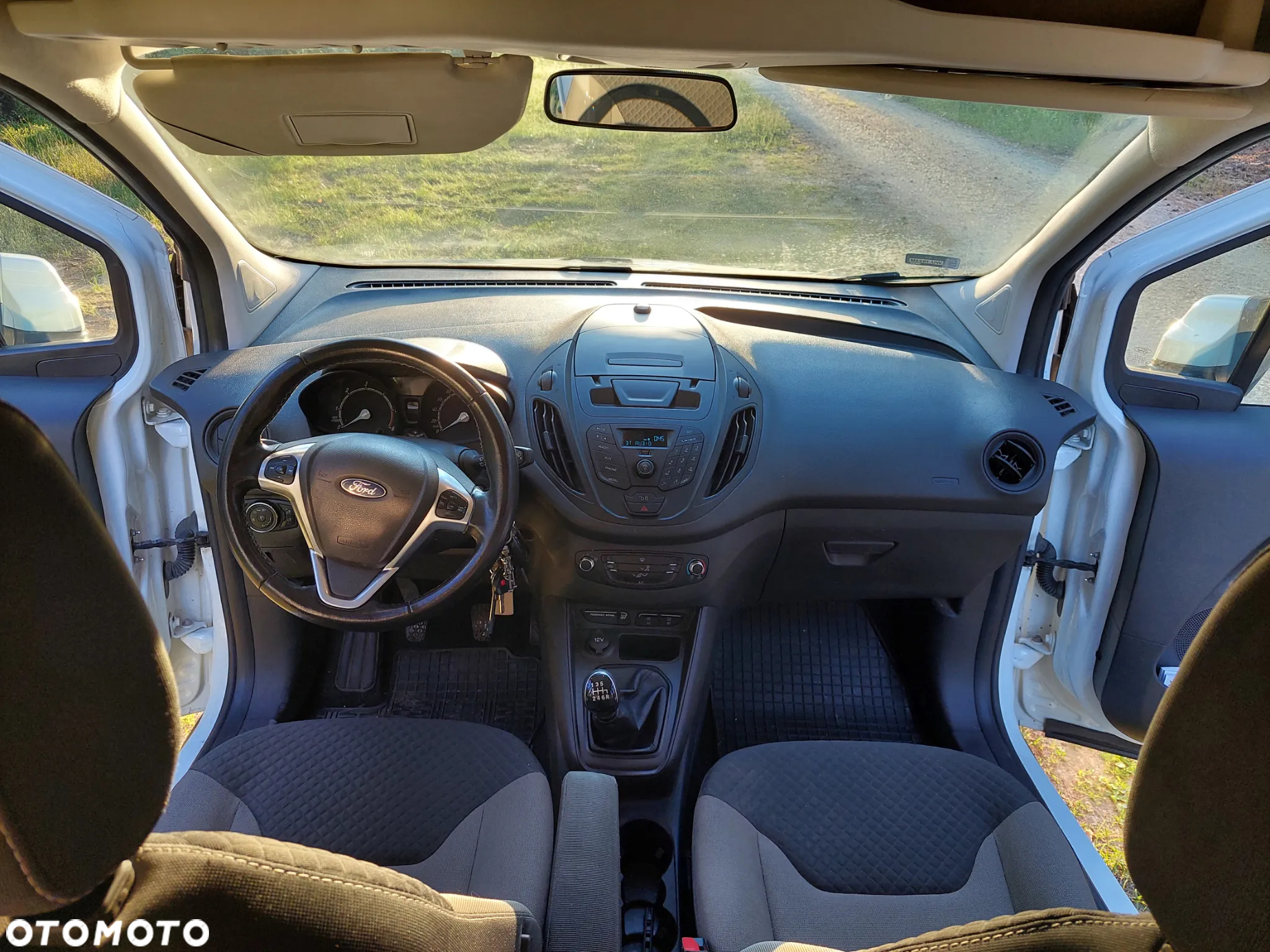 Ford Tourneo Courier 1.5 TDCi Trend - 11