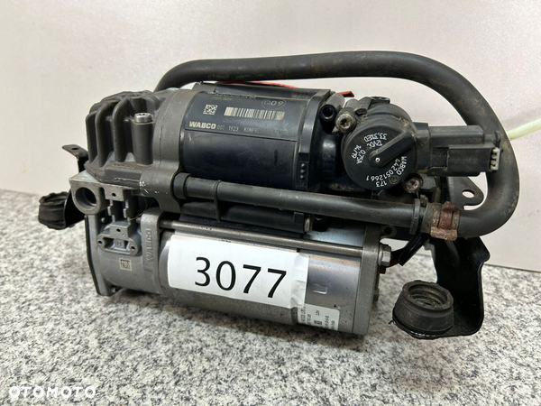 MERCEDES KOMPRESOR ZAWIESZENIA AIRMATIC A2123200404