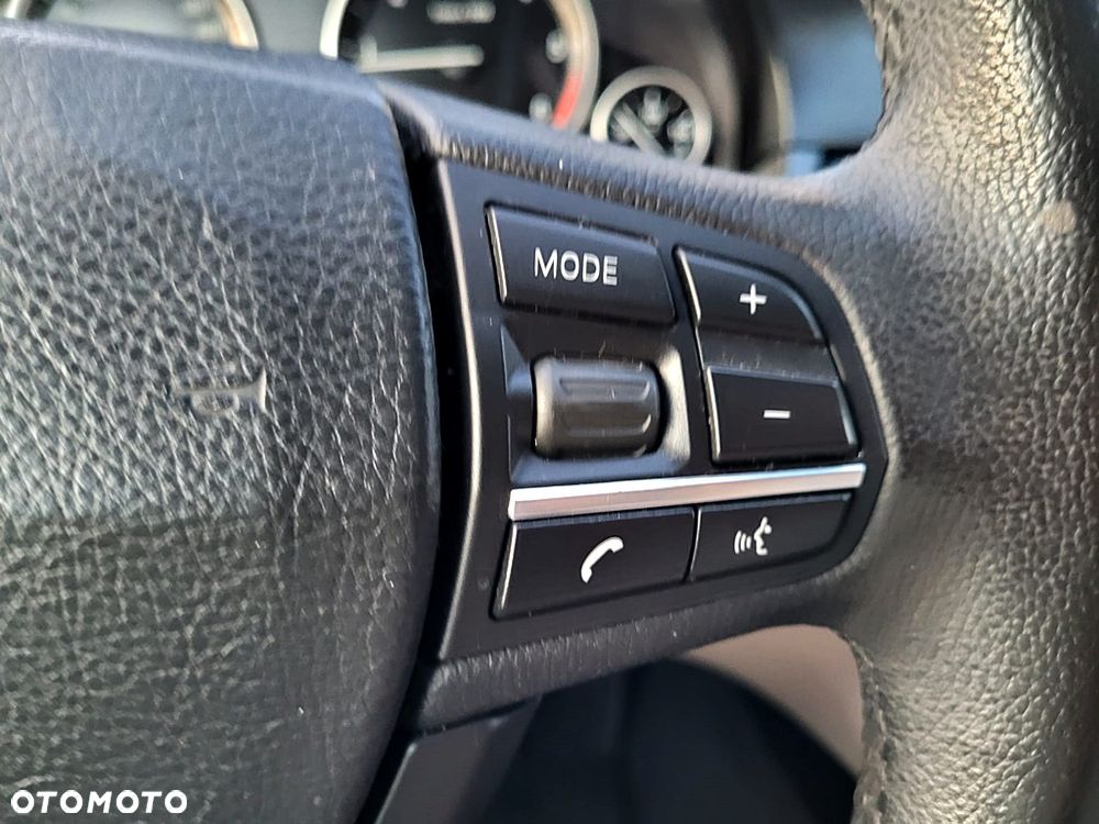 BMW Seria 5 520d Luxury Line - 14
