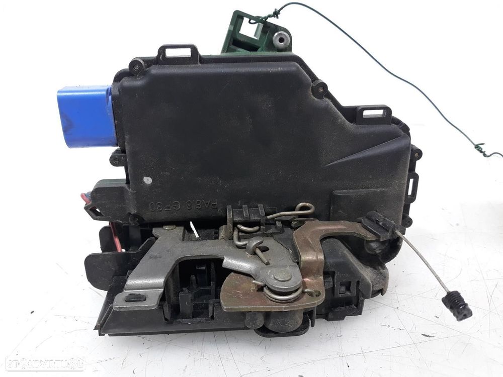 FECHADURA PORTA FRONTAL ESQUERDA VOLKSWAGEN POLO 2002 -7E1837015A - 4