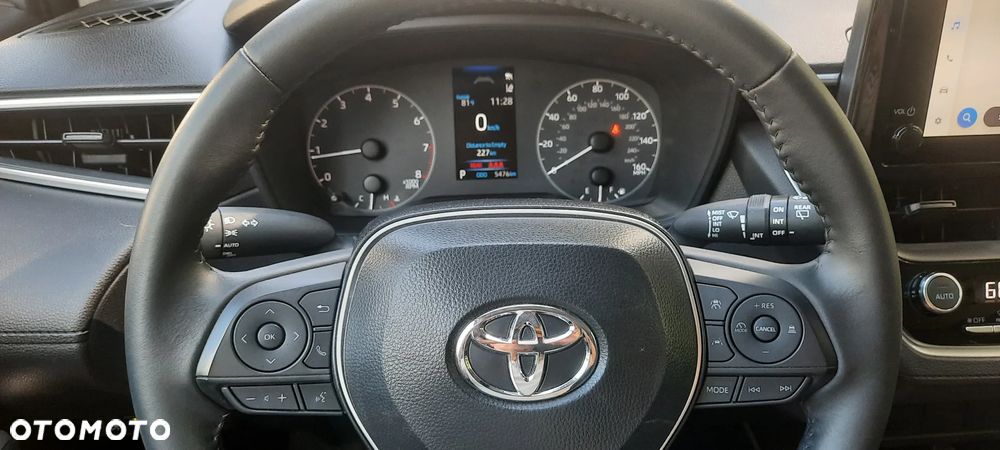 Toyota Corolla Cross - 11