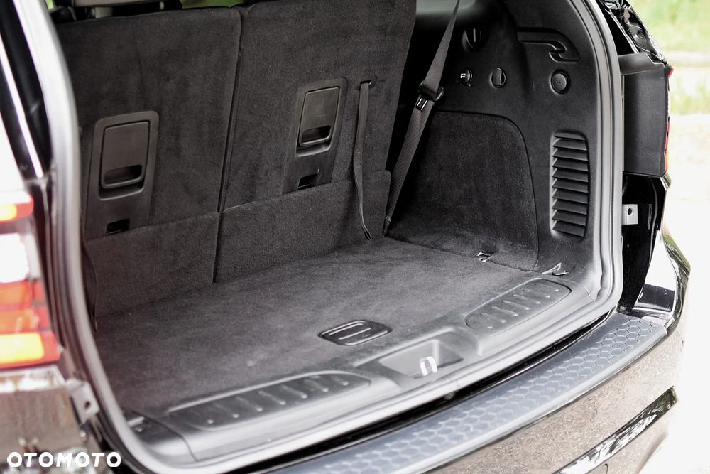Dodge Durango 5.7 R/T - 37