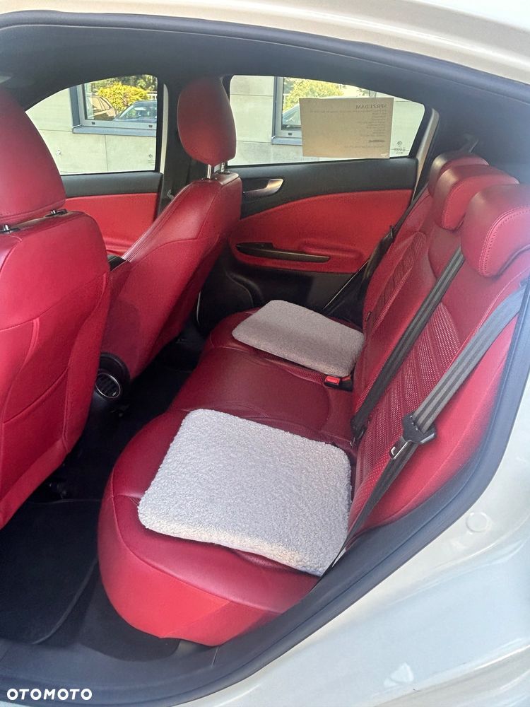 Alfa Romeo Giulietta 1.6 JTDM Sport - 10