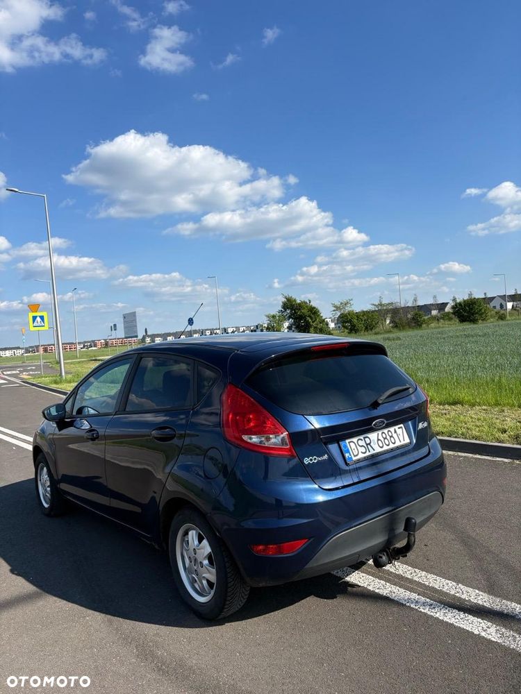 Ford Fiesta 1.6 TDCi DPF Trend - 10