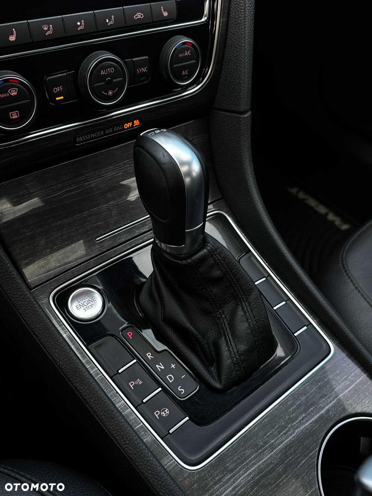 Volkswagen Passat - 8