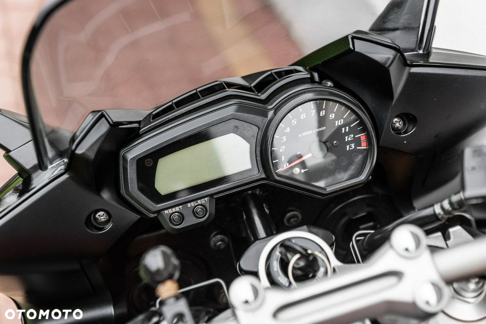 Yamaha FZ - 10