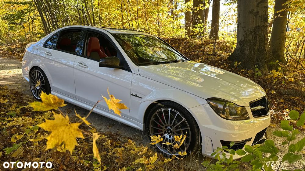 Mercedes-Benz Klasa C 63 AMG AMG SPEEDSHIFT MCT AMG Performance Package - 12