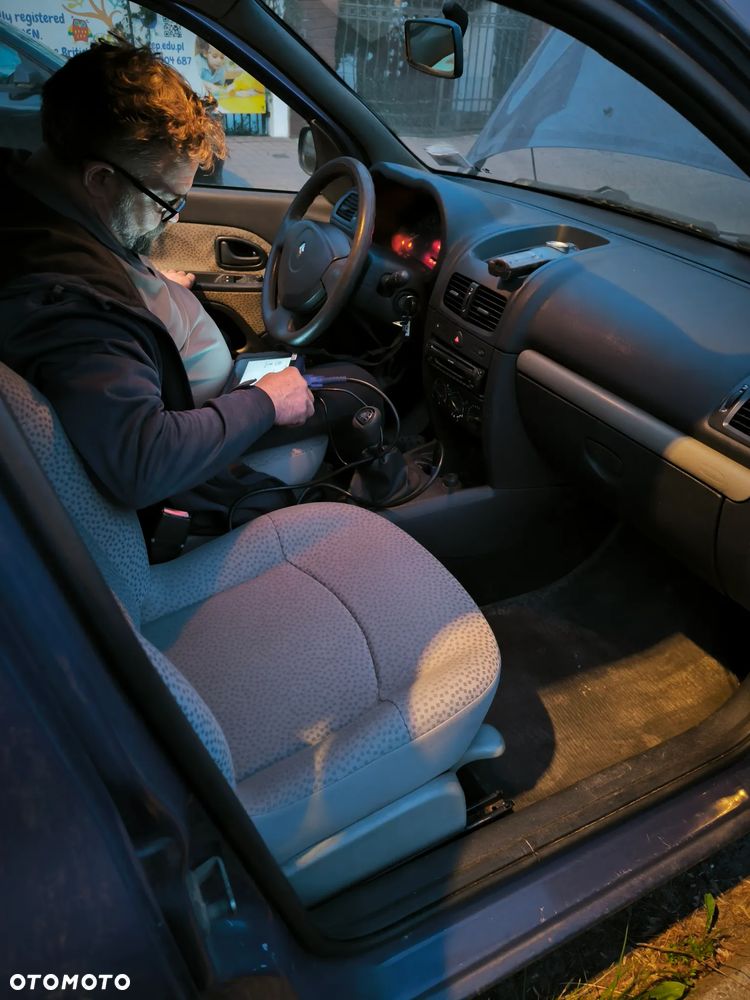 Mercedes-Benz E-Class 2006 photo 5