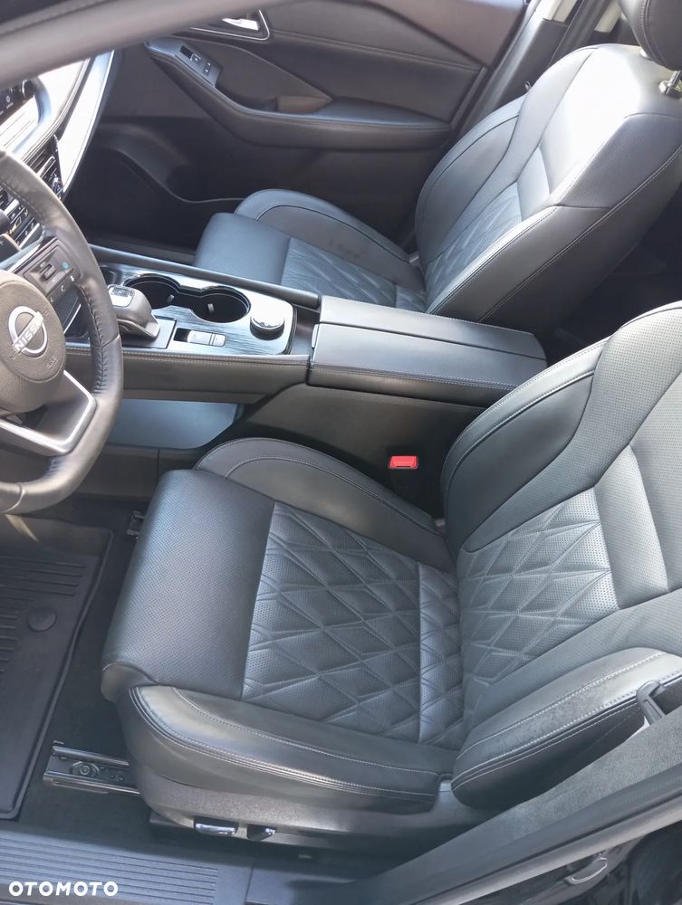 Nissan Rogue - 5