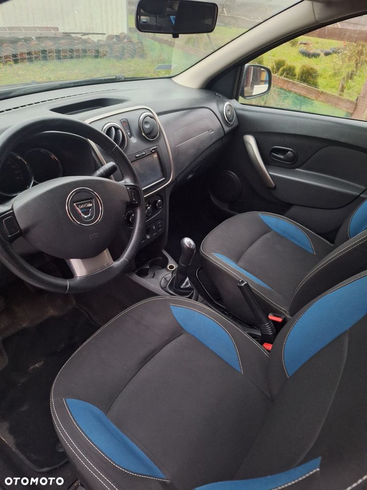 Dacia Logan 1.2 16V Laureate - 8