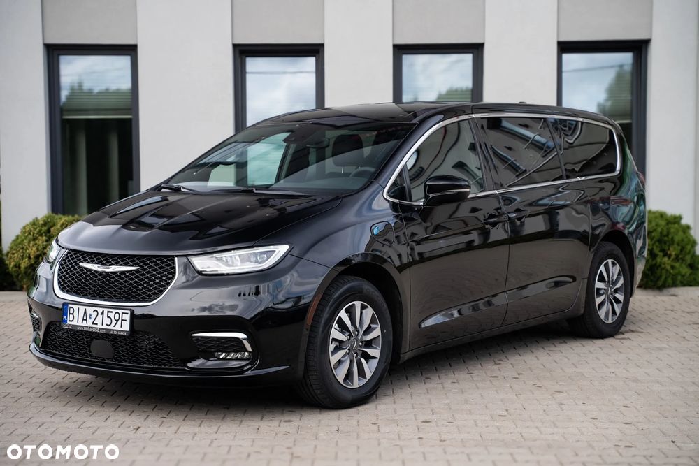 Chrysler Pacifica - 6