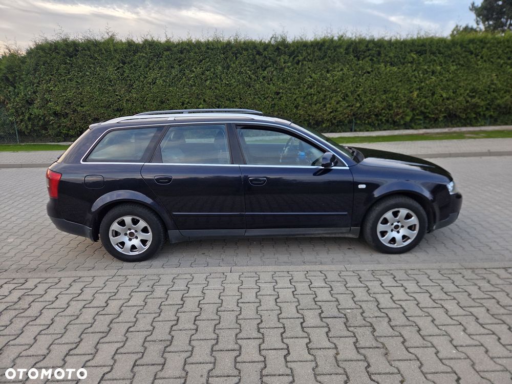 Audi A4 Avant - 4