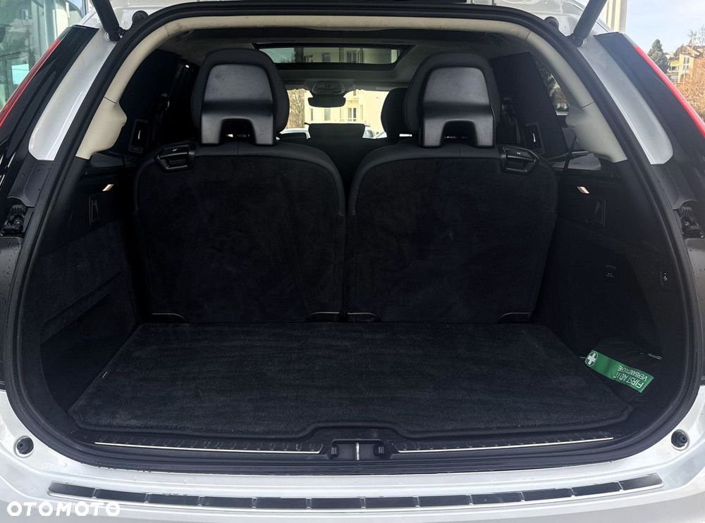Volvo XC 90 - 34