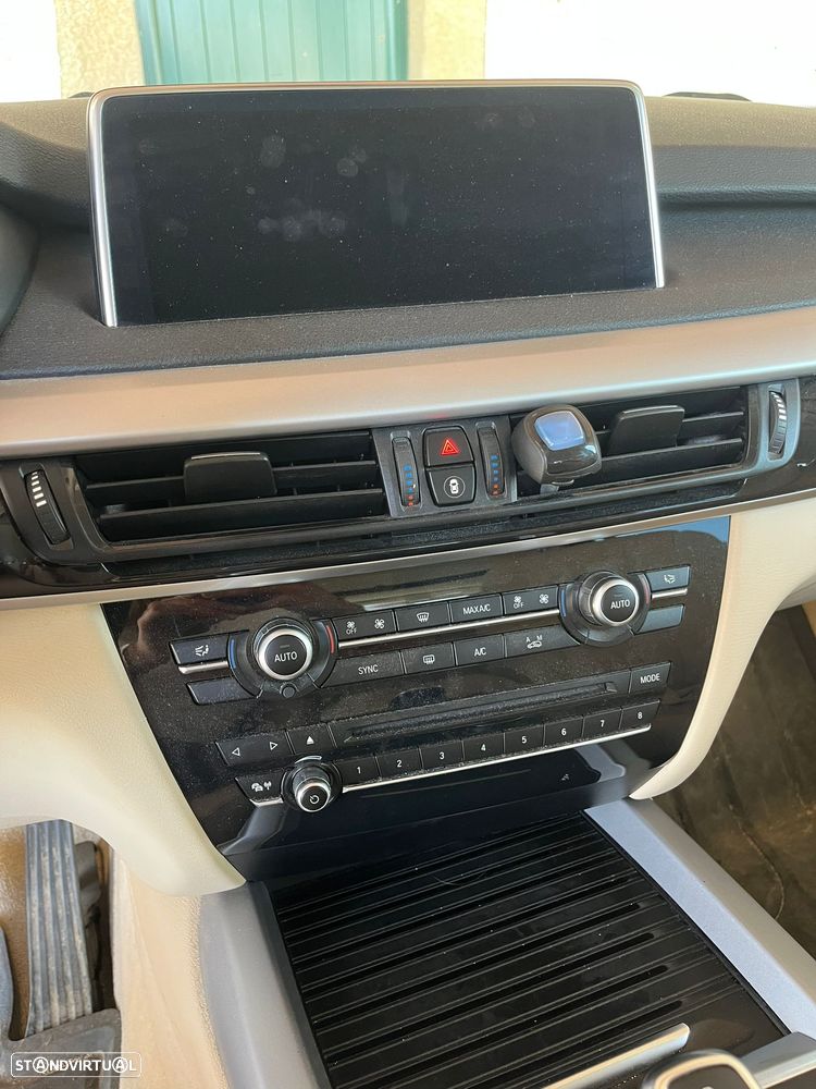 BMW X5 25 d sDrive Comfort 7L - 2