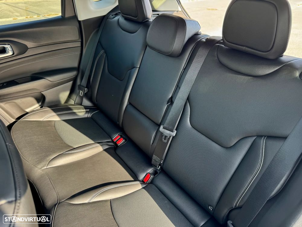 Jeep Compass 1.3 TG 4Xe S - 37