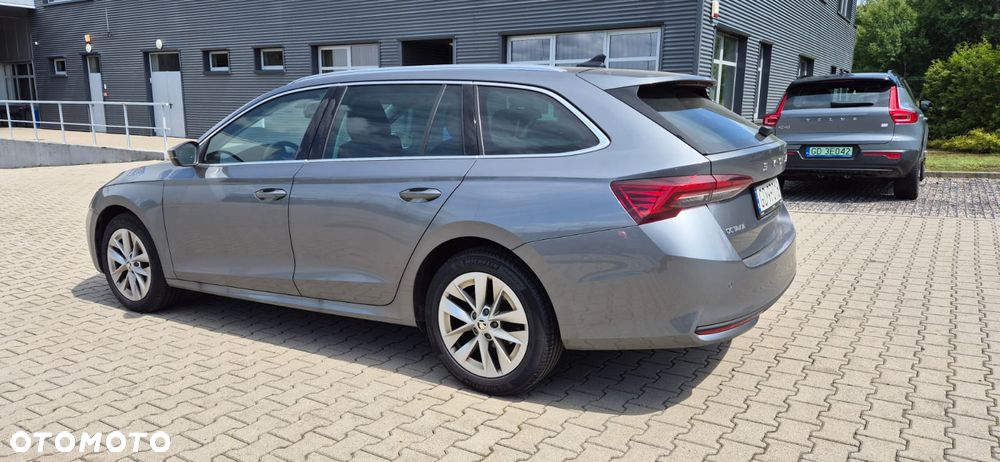 Skoda Octavia 2.0 TDI Selection DSG - 7