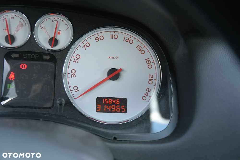 Peugeot 307 2.0 HDi Oxygo - 24