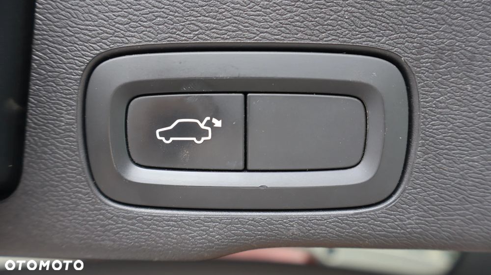 Volvo XC 60 D5 AWD Inscription - 19