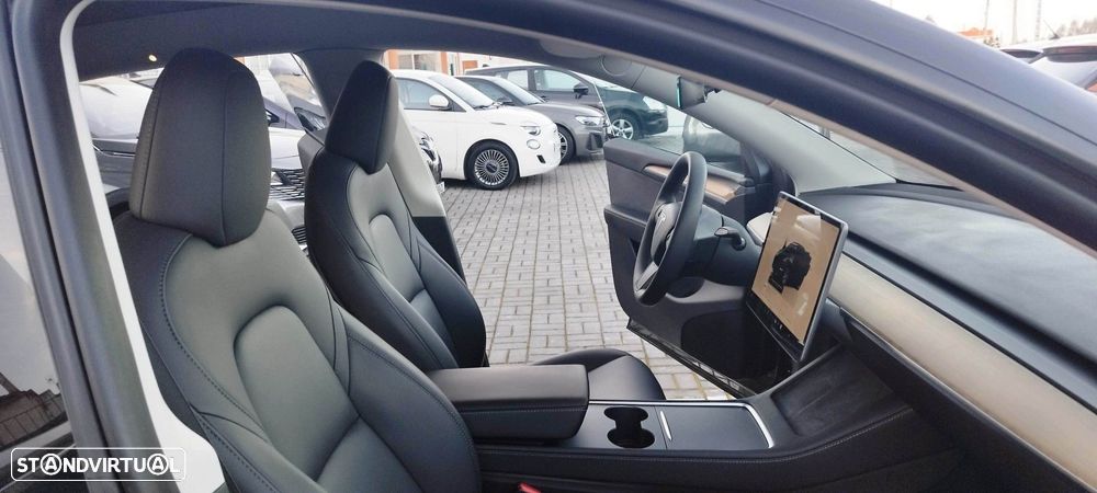 Tesla Model Y Tração Traseira - 19