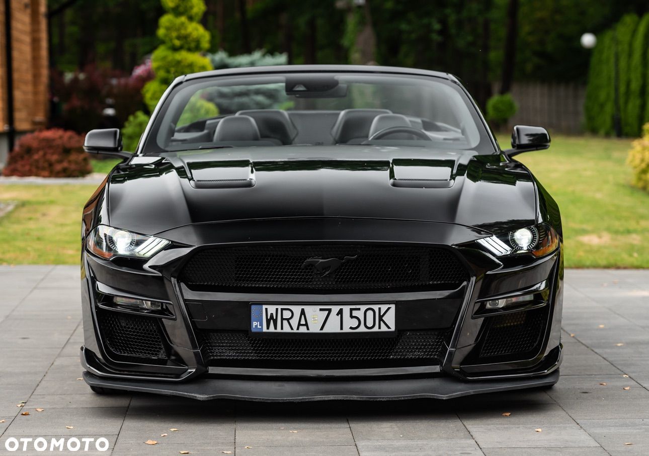 Ford Mustang - 1