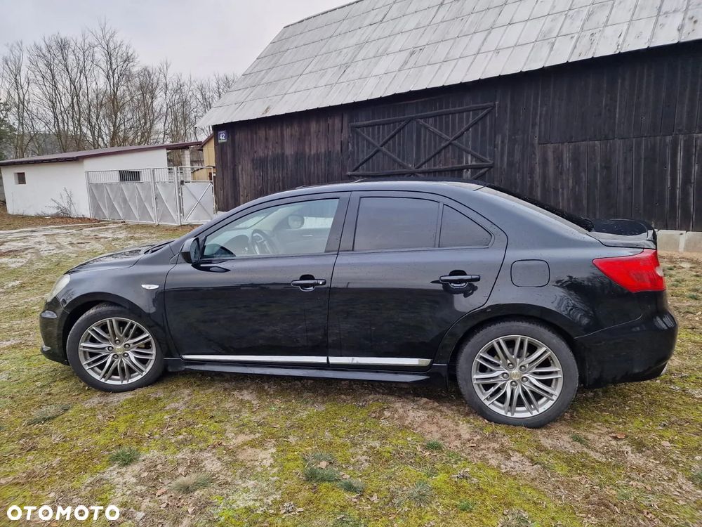 Suzuki Kizashi - 3