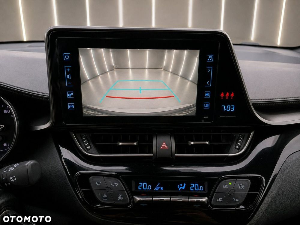 Toyota C-HR - 14