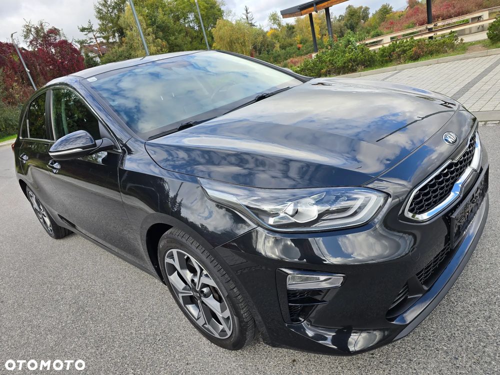 Kia Ceed - 37