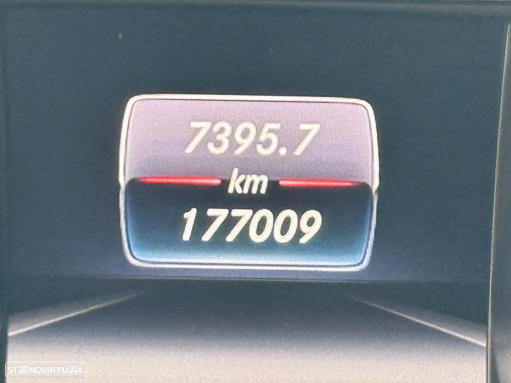 Mercedes-Benz CLA 180 d Shooting Brake Urban - 37