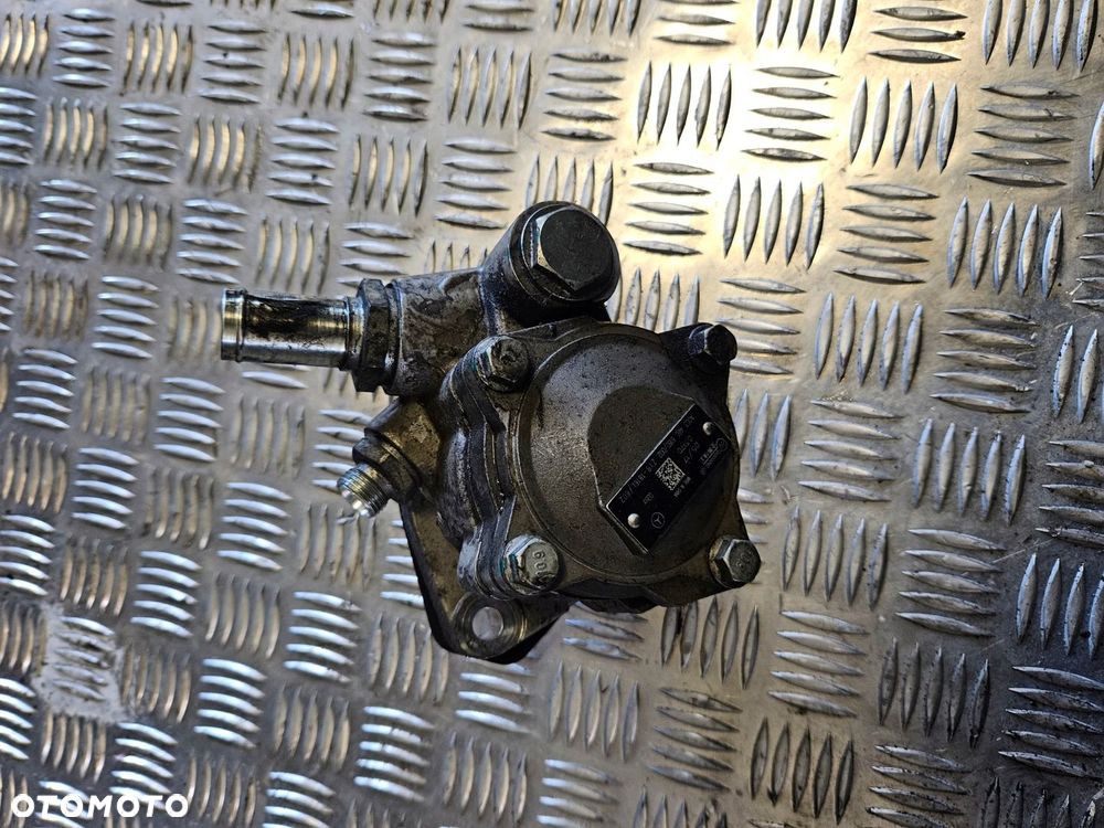 Pompa wspomagania Mercedes Atego1518 2017r EURO6 - 1