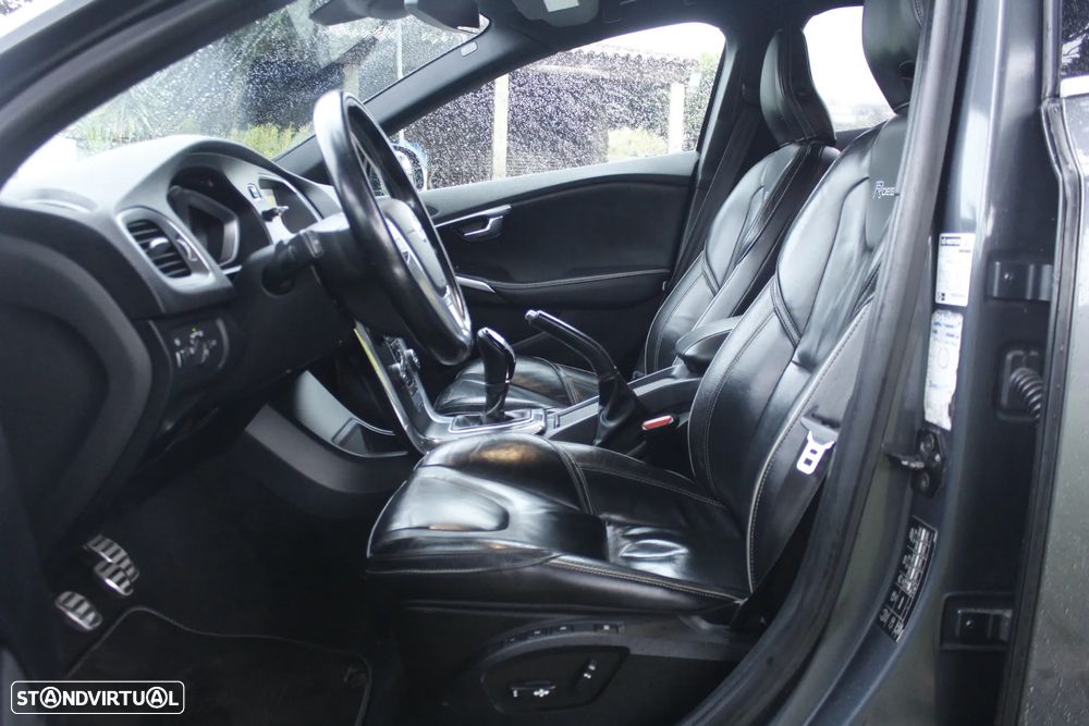 Volvo V40 1.6 D2 R-Design - 10