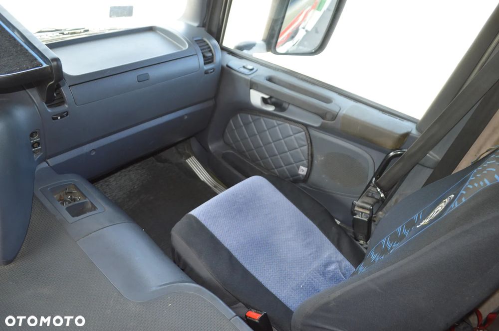 Scania Scania P 310 - 12