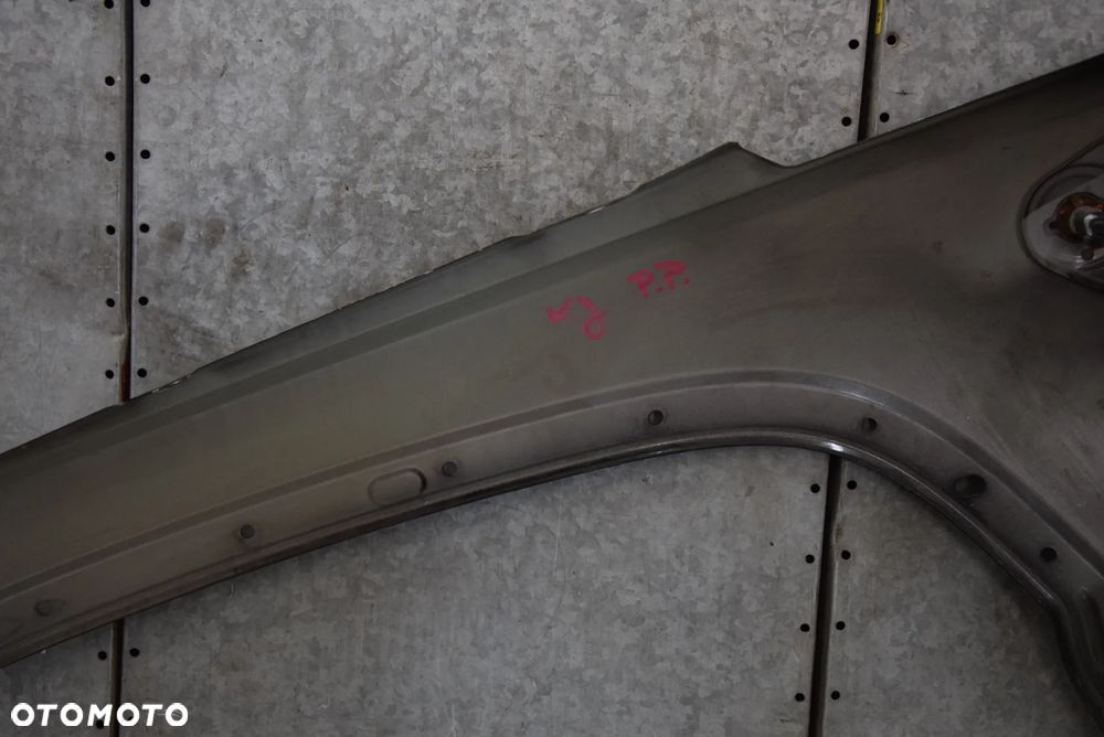 JEEP CHEROKEE KJ BŁOTNIK PRAWY PRZÓD - 8