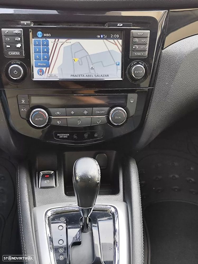 Nissan Qashqai 1.6 dCi Tekna Premium Xtronic - 36