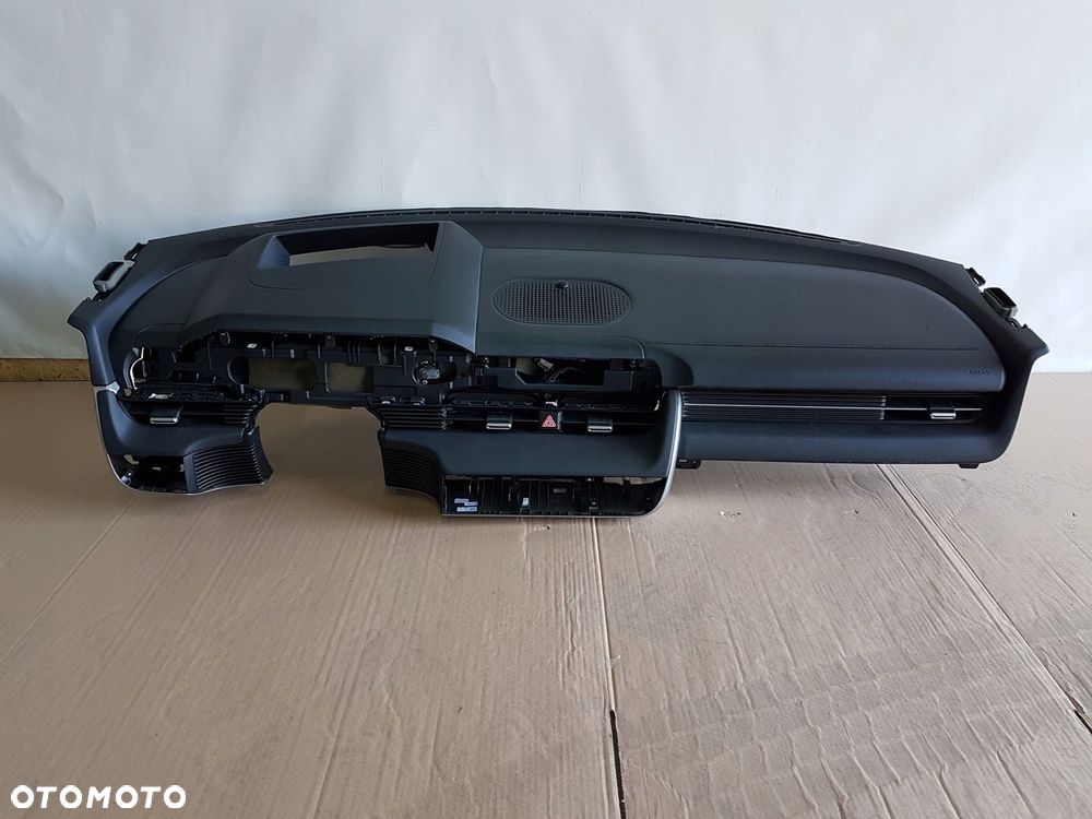 DESKA ROZDZIELCZA KONSOLA HYUNDAI IONIQ 5 HEAD UP - 1