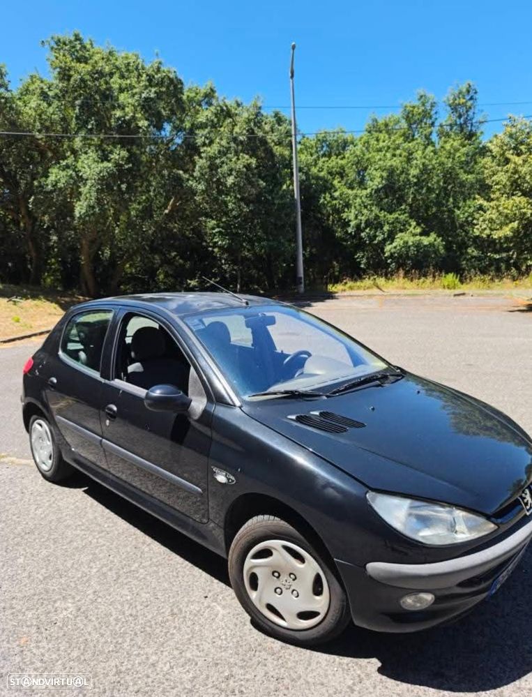 Peugeot 206 1.1 Color Line - 1