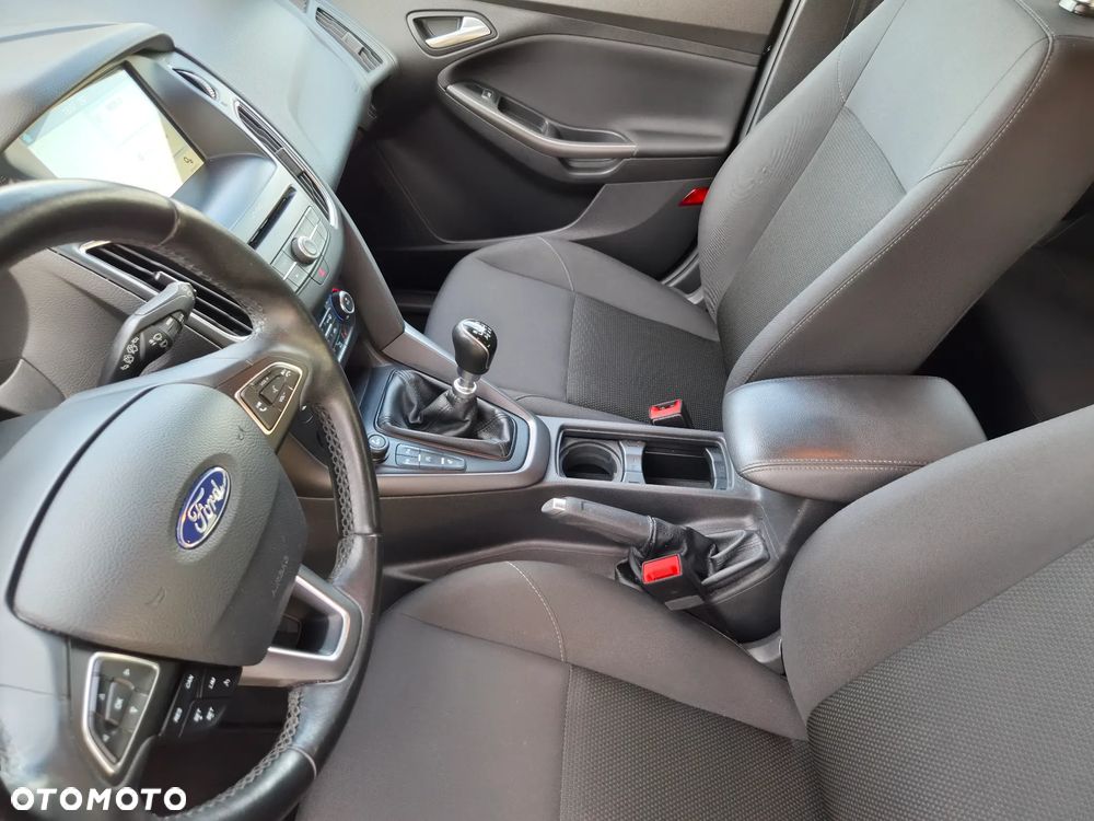 Ford Focus 1.5 TDCi DPF Start-Stopp-System Business - 19