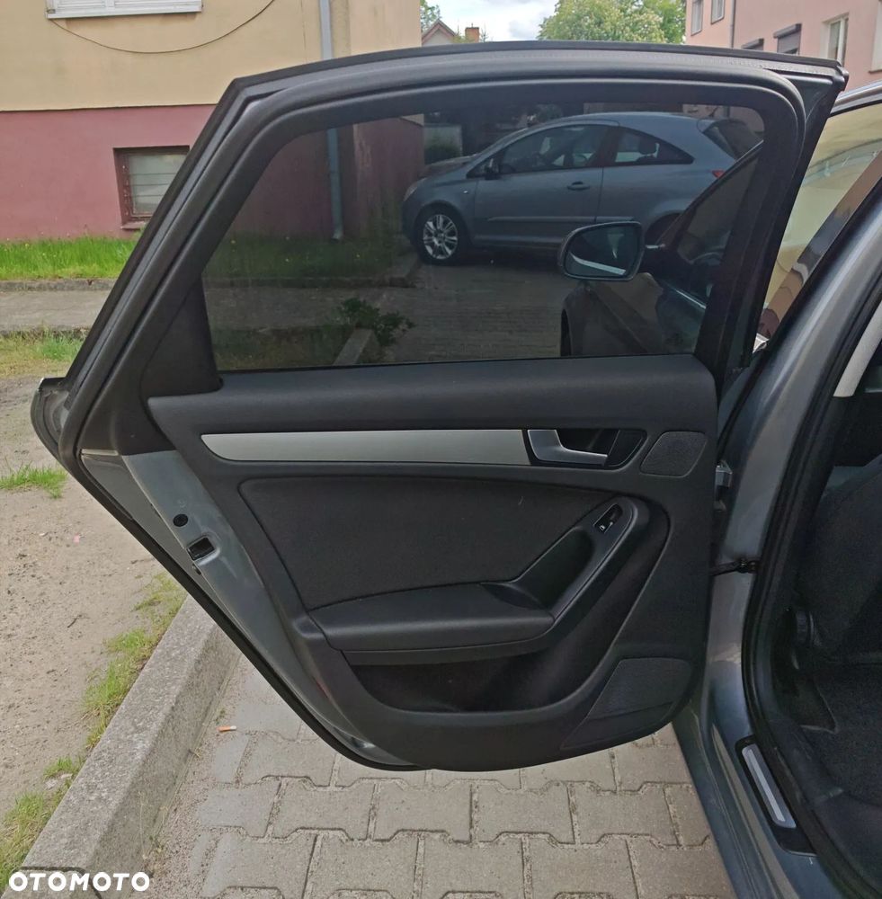 Audi A4 Avant 2.0 TFSI Attraction - 8