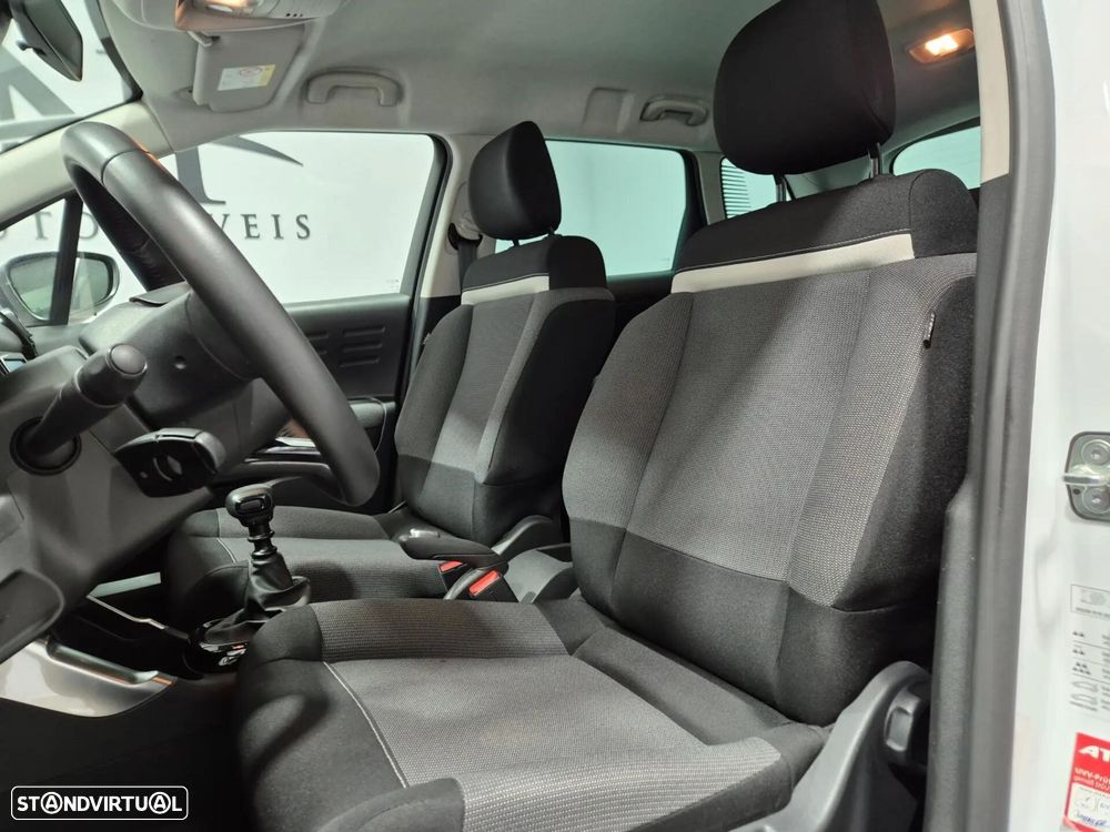 Citroën C3 Aircross 1.2 PureTech Shine - 16