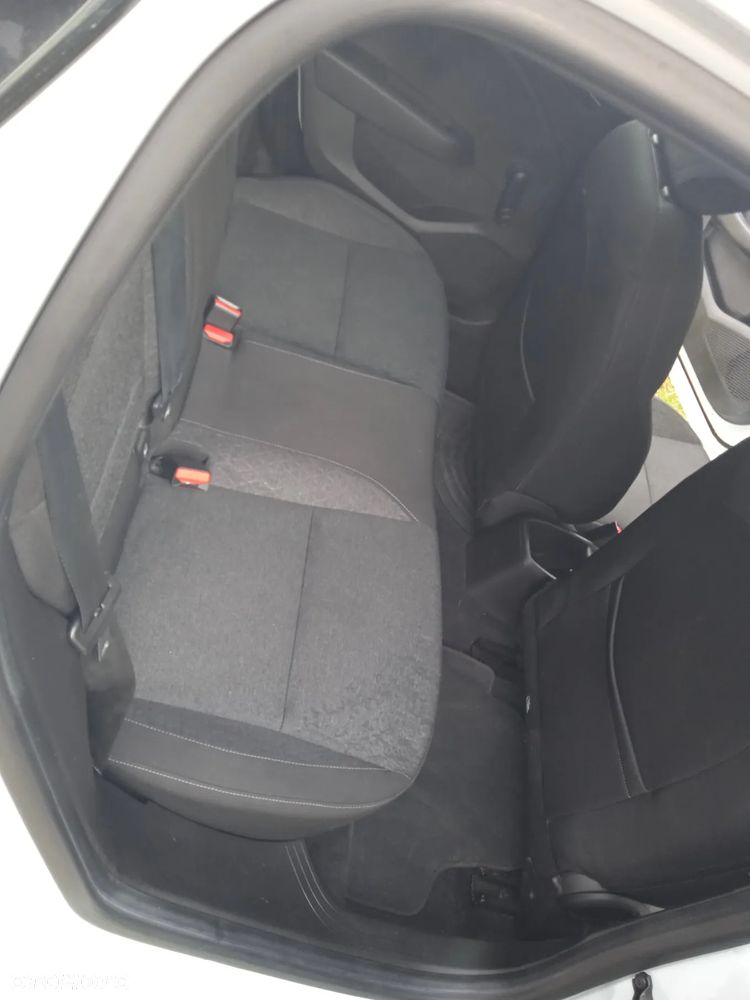 Renault Clio BLUE dCi 100 BUSINESS EDITION - 9