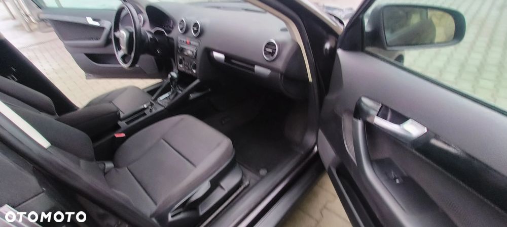 Audi A3 Sportback - 19