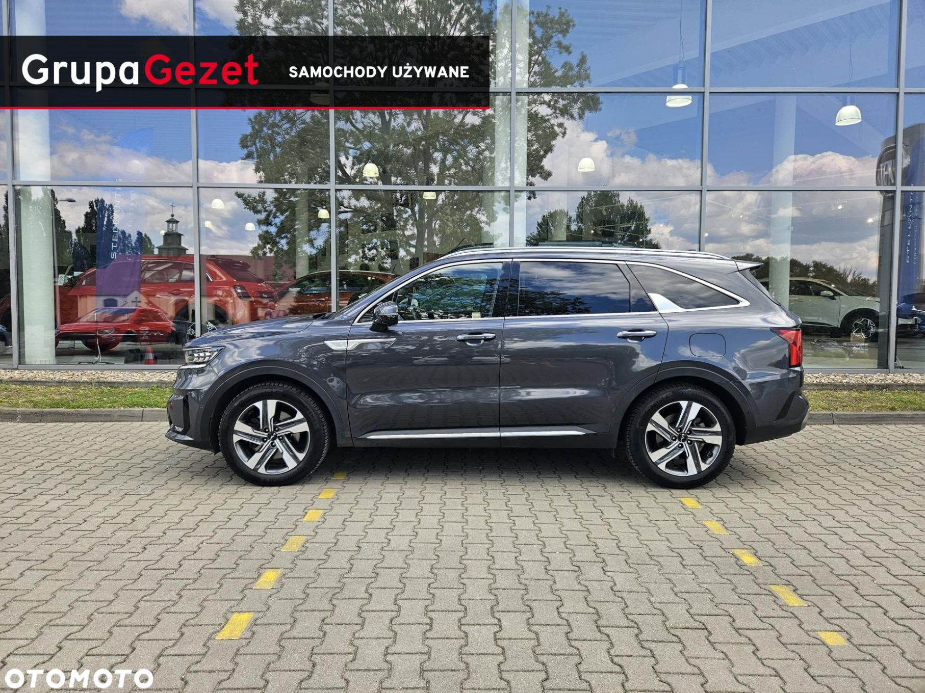 Kia Sorento - 4