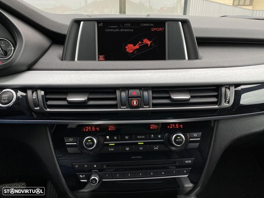 BMW X5 30 d xDrive Pack M - 24