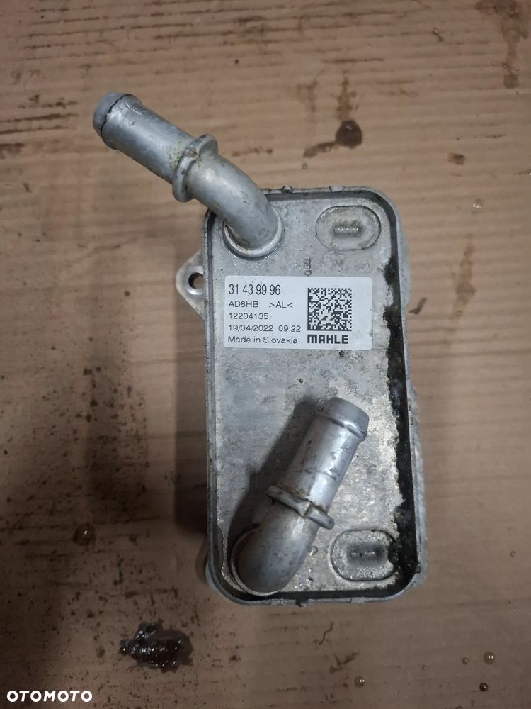 31439996 chłodnica oleju volvo  mild hybrid - 1