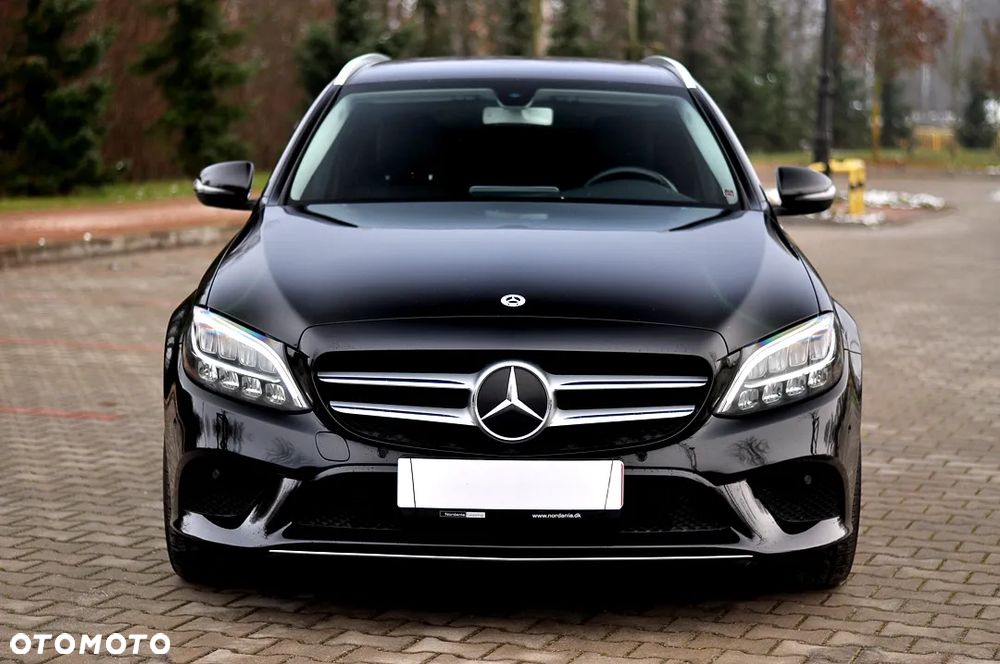 Mercedes-Benz Klasa C 220 d 9G-TRONIC AMG Line - 2