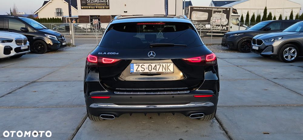 Mercedes-Benz GLA 200 d AMG Line - 7