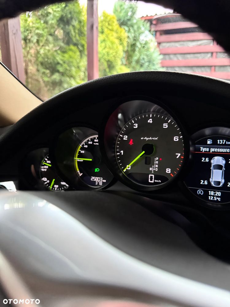 Porsche Panamera - 38